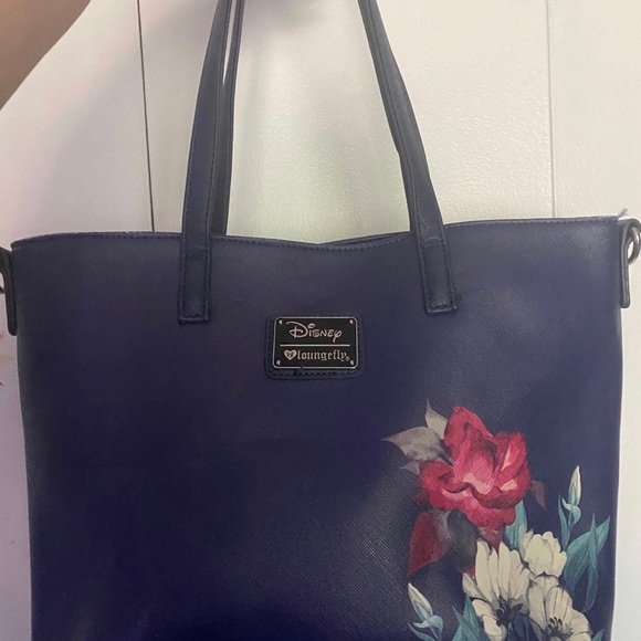 BoxLunch Exclusive Loungefly Disney Evil Queen Floral Tote - Picture 2 of 6
